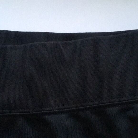 Nike athletic shorts black white perforated size large 12 - 14 - Picture 6 of 8
